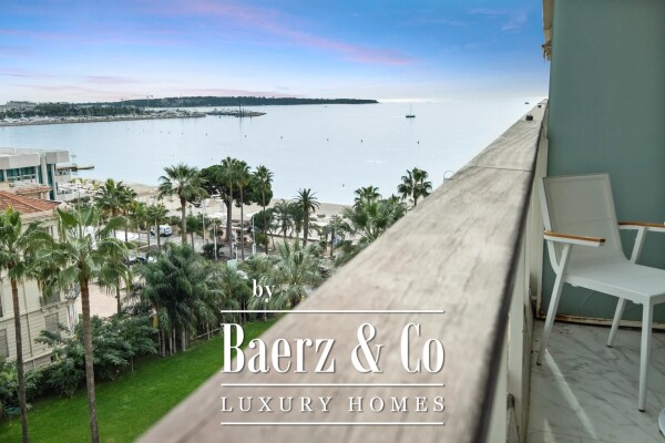 photo 4 Cannes Croisette, 3 rooms apartment with panoramic sea view