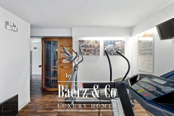 photo 17 Beautiful villa with panoramic sea view over the bay of Saint Jean Cap Ferrat