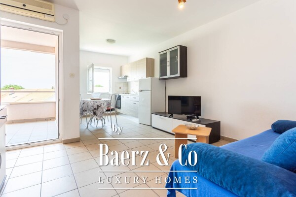 photo 31 Novalja, house with 10 apartments near the center with a sea view