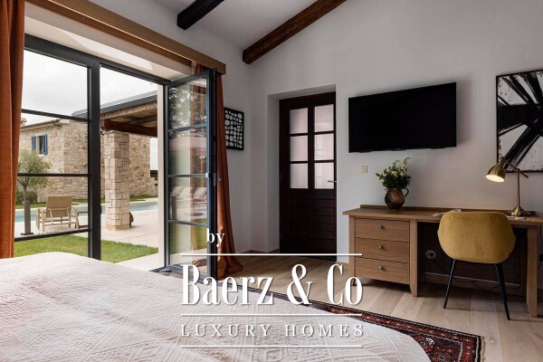 photo 38 Istria, Kanfanar, complex of beautiful stone houses 1561 m2 on a large garden