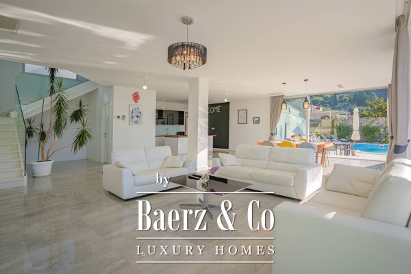 photo 5 Dubrovnik, Zaton - urban villa 415 m2 with pool and sea view