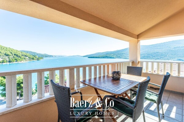 photo 46 Marina, house with 6 apartments with a beautiful view of the sea