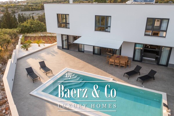 photo 8 Brač, new built luxurious villa with pool and sea view