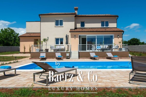 photo 2 Barban, two beautiful houses, with a large pool on a spacious plot of land