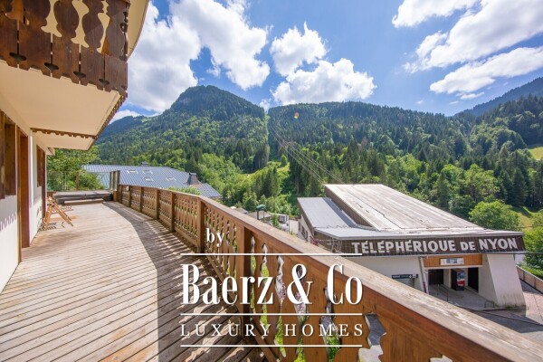 photo 3 7 BEDROOMS CHALET - NEXT TO THE NYON SKI LIFT