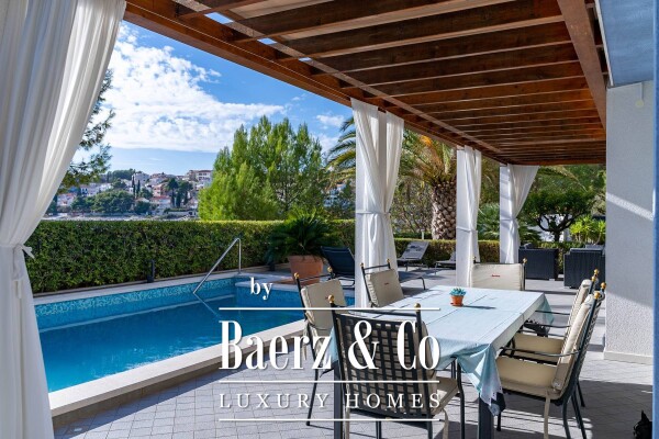 photo 54 Split, Čiovo, modern villa/boutique hotel with 8 apartments, first row to the sea