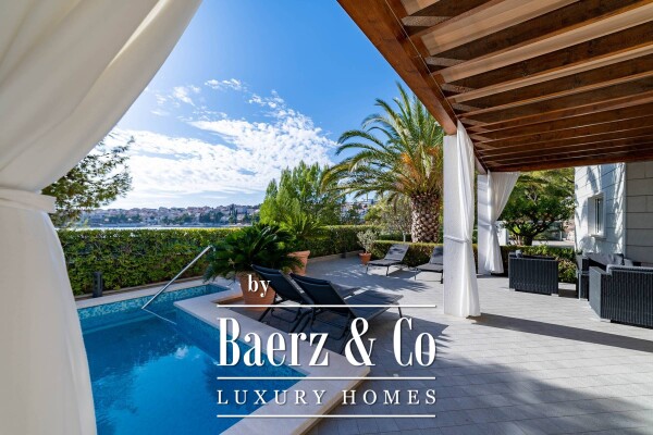 photo 59 Split, Čiovo, modern villa/boutique hotel with 8 apartments, first row to the sea