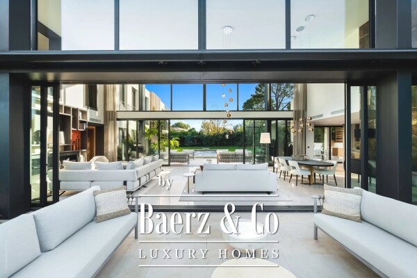 photo 13 Mougins, contemporary villa of 700m2 in a closed domain