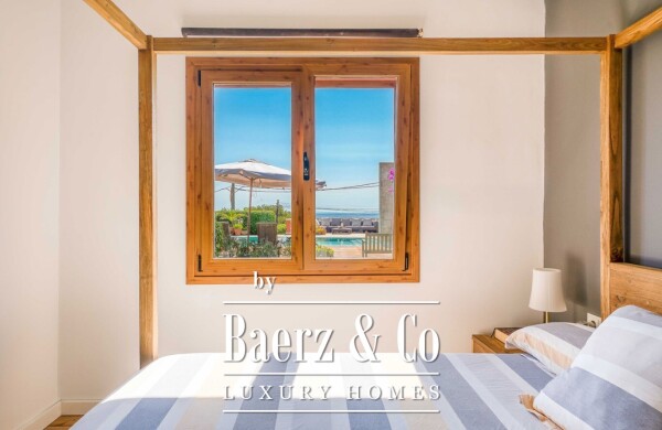 photo 31 MAGNIFICENT VILLA PUNTA PRIMA