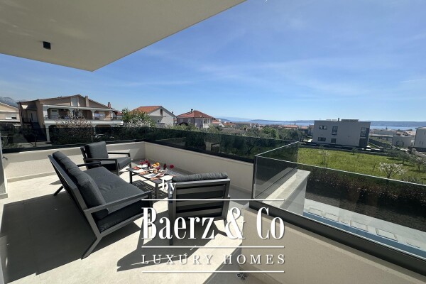 photo 8 Kaštel Stari, modern villa with pool and sea view