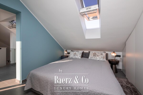 photo 11 Brač, Postira, villa with six residential units - second row from the sea