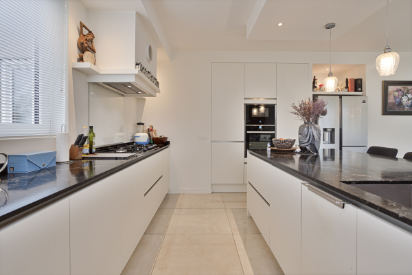 photo 12 Rhijnhofweg 2