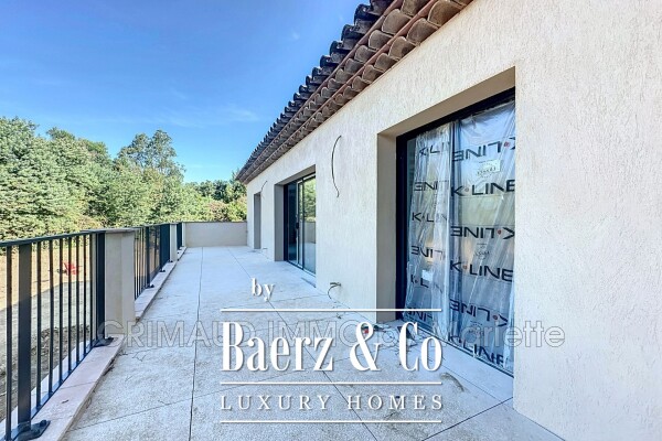 photo 3 Spacious apartment of 107 m², just steps from the beaches