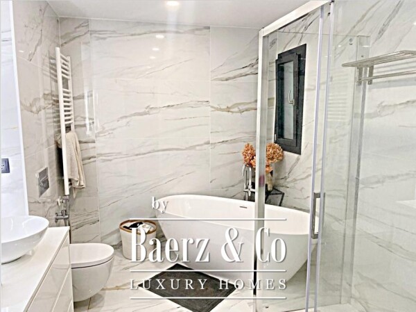 photo 8 Your prestigious residence awaits you in Canet de Mar!