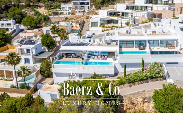 photo 23 Beautiful luxury home in Cala Carbo