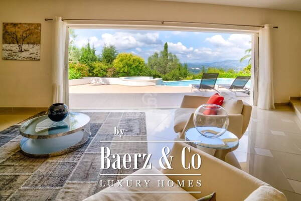 photo 3 Gorgeous villa in a secured domaine