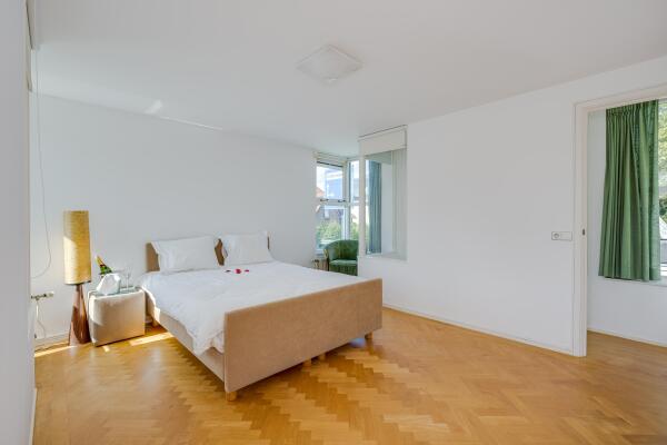 photo 69 Hoge Rijndijk 320