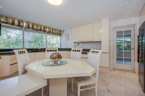 photo 26 President Kennedylaan 185