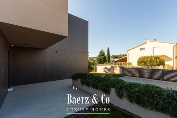 photo 8 Fažana, modern villa 275 m² on a large, immaculate garden with a heated swimming pool