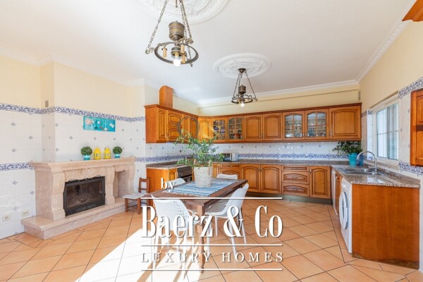 photo 9 Beautiful luxury home in Almancil, Almancil