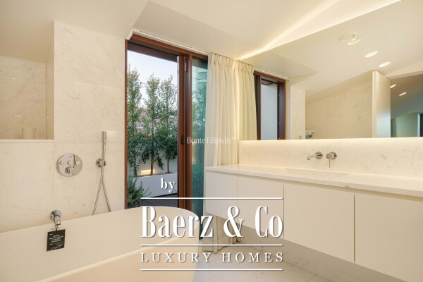 photo 29 Beautiful luxury home in Cascais e Estoril, Monte Estoril