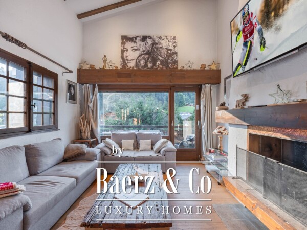 photo 2 Spacious Apartment - Duplex - 3 Bedrooms - Close to Village Center