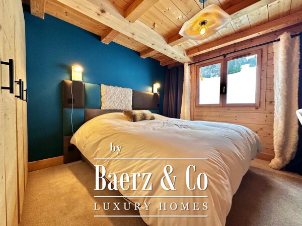 photo 4 4 BEDROOM APARTMENT- ON THE SLOPES