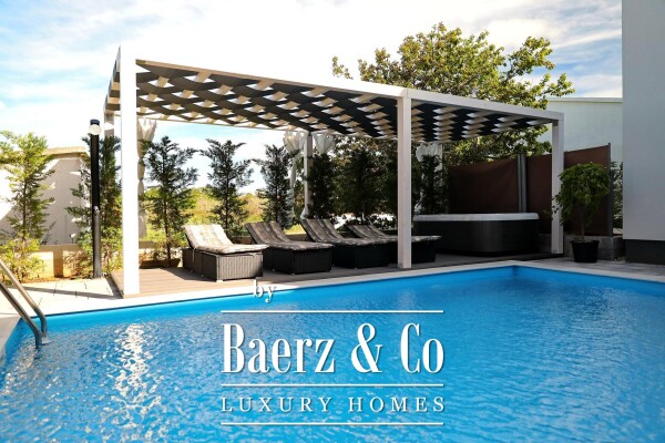 photo 16 Nin, Zaton, a complex of three modern villas with swimming pools in an excellent location