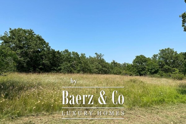 photo 9 Istria, Vižinada, an authentic Istrian estate with stone houses