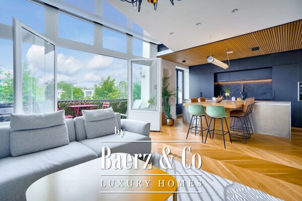 photo 5 Top Floor Duplex with Stunning Views of Île Seguin