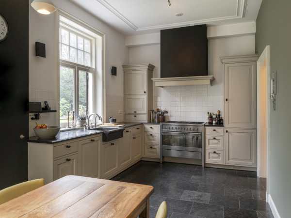 photo 16 Burgemeester de Manlaan 98