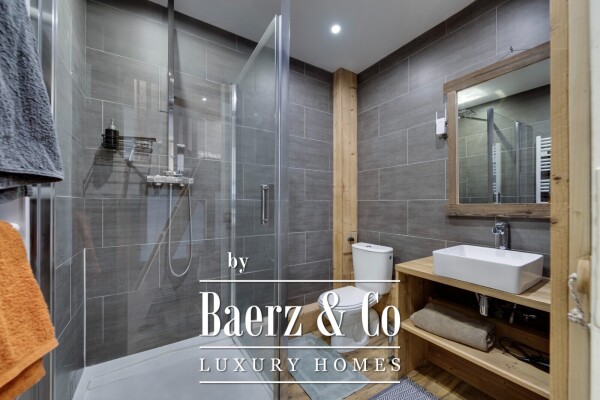 photo 16 5-BEDROOM CHALET - WITH 2 INDEPENDENT STUDIOS