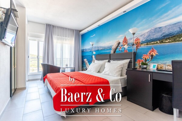 photo 14 Vis,  Attractive House with 311 m² of Living Space on a 2,027 m² Plot