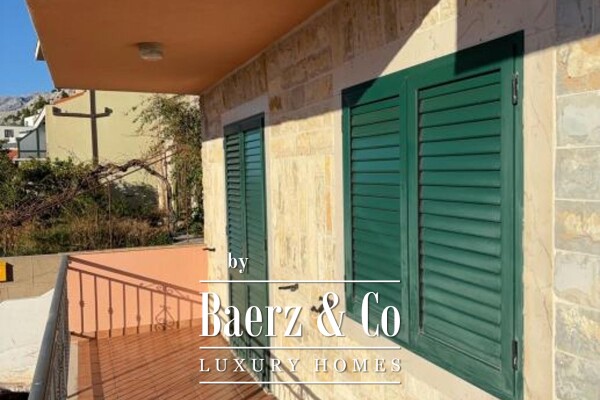 photo 13 Omiš, Nemira, stone apartment house with sea view