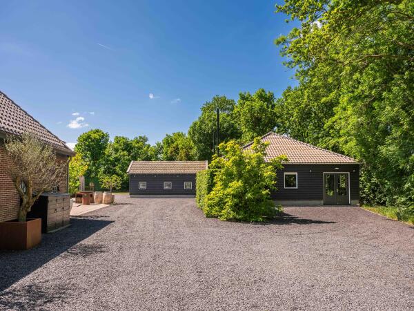 photo 82 Kerkedijk 142