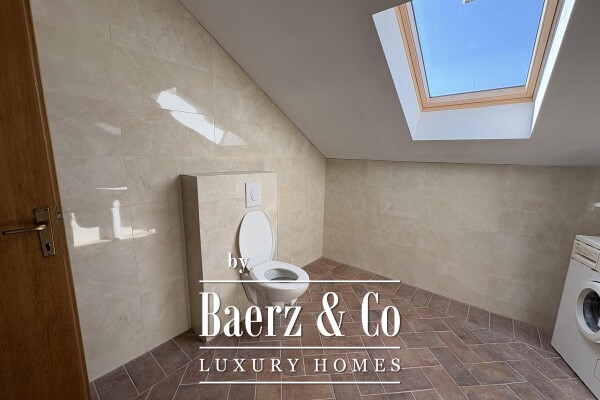 photo 11 Zlarin, spacious house with apartments under renovation, 1200 m²