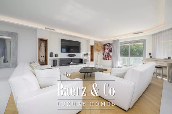 photo 4 PENTHOUSE SEAVIEW