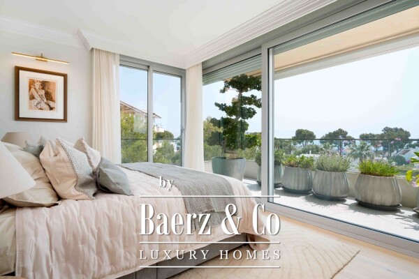 photo 23 Spacious apartment with sea views, parking and pool