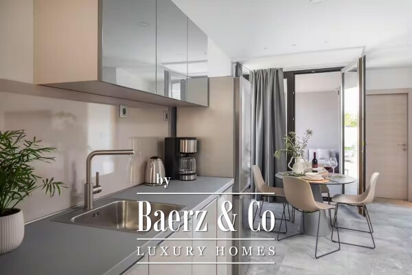 photo 2 Vis, Komiža, newly built house in the center of town