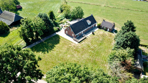 photo 57 Heuvelstraat 8