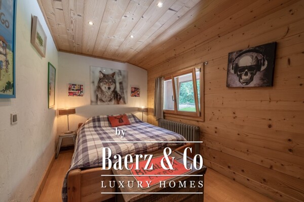 photo 9 Family Chalet with 4 Bedrooms – stunning views and Spacious Grounds