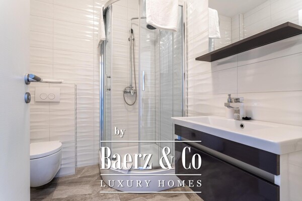 photo 6 Čiovo, Arbanija, apartment house with swimming pool, 1st row to the sea