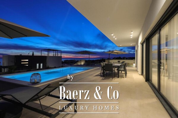 photo 6 Pag – Jakišnica -Luxury villa with heated pool, 4 en-suite bedrooms and wellness – 90 m from the sea