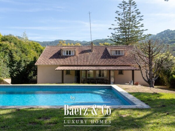 photo 3 8 bedroom villa with garden and swimming pool, in Galamares, Sintra