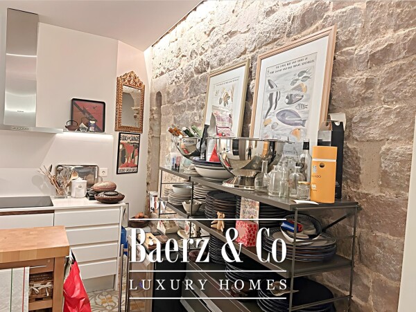 photo 6 Prestigious Apartment in a 17th-Century Historic Building