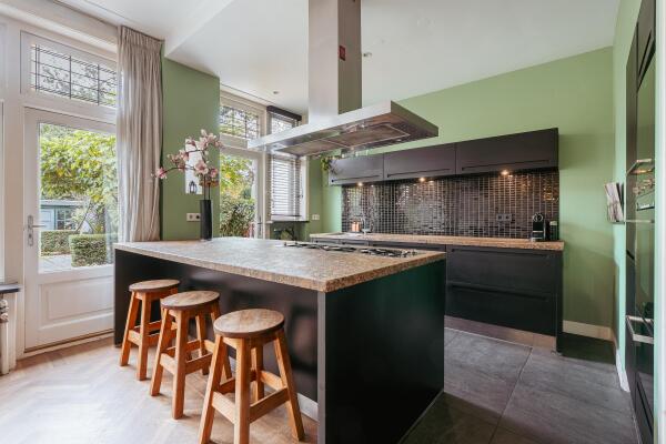 photo 2 Diepenbrockstraat 22