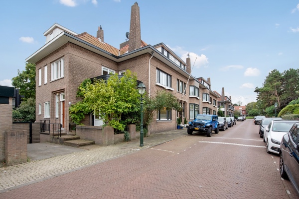 photo 2 Van Dorpstraat 4