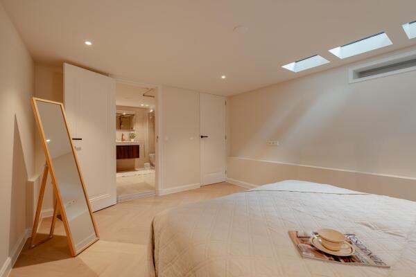 photo 21 Eerste Helmersstraat 34