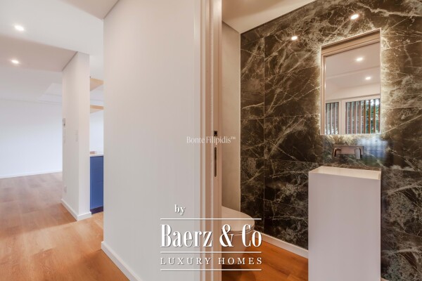 photo 9 Beautiful luxury home in Carcavelos e Parede, Parede