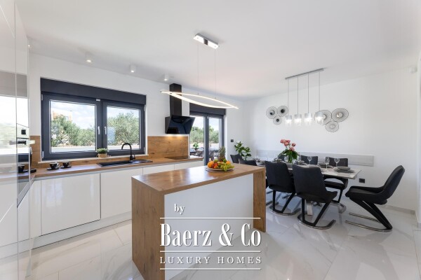 photo 11 Primošten, beautiful villa with a swimming pool and sea view, 311.56 m²